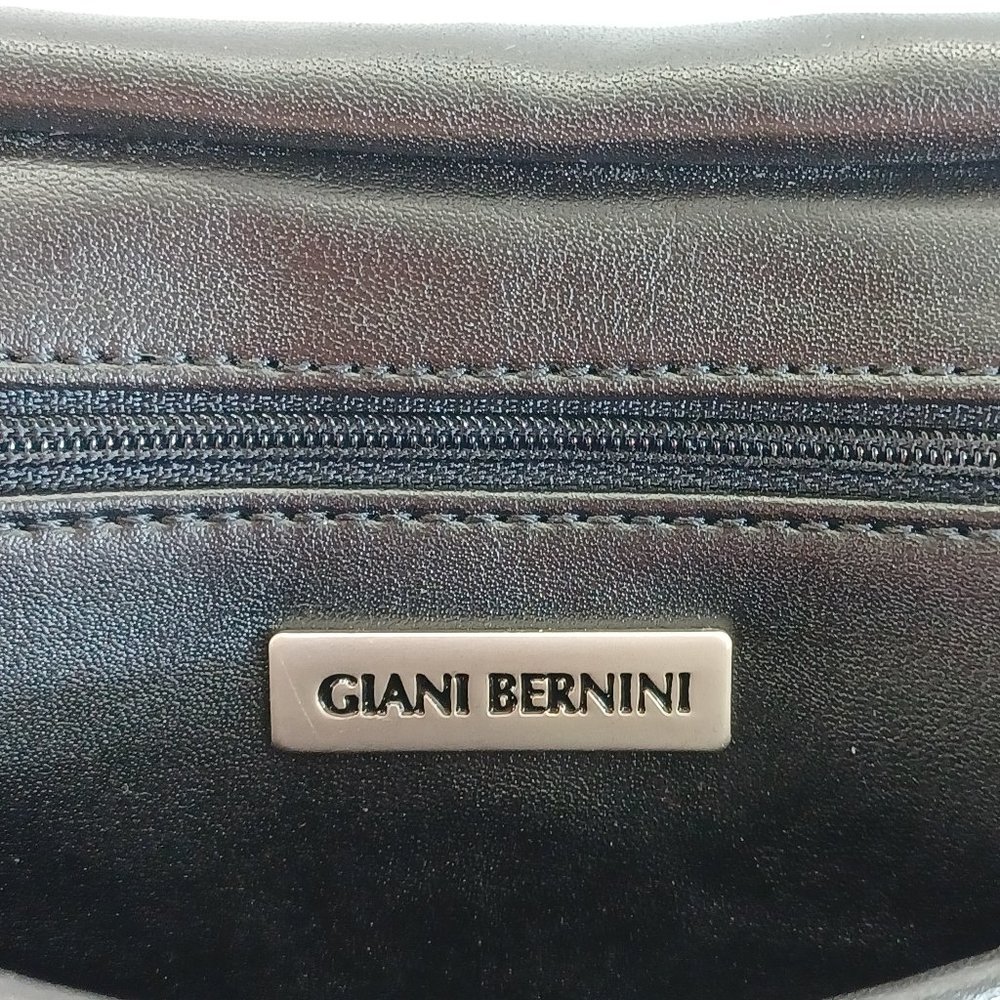 Giani Bernini Slim Leather Messenger Flap Crossbody Bag - Picture 10 of 10